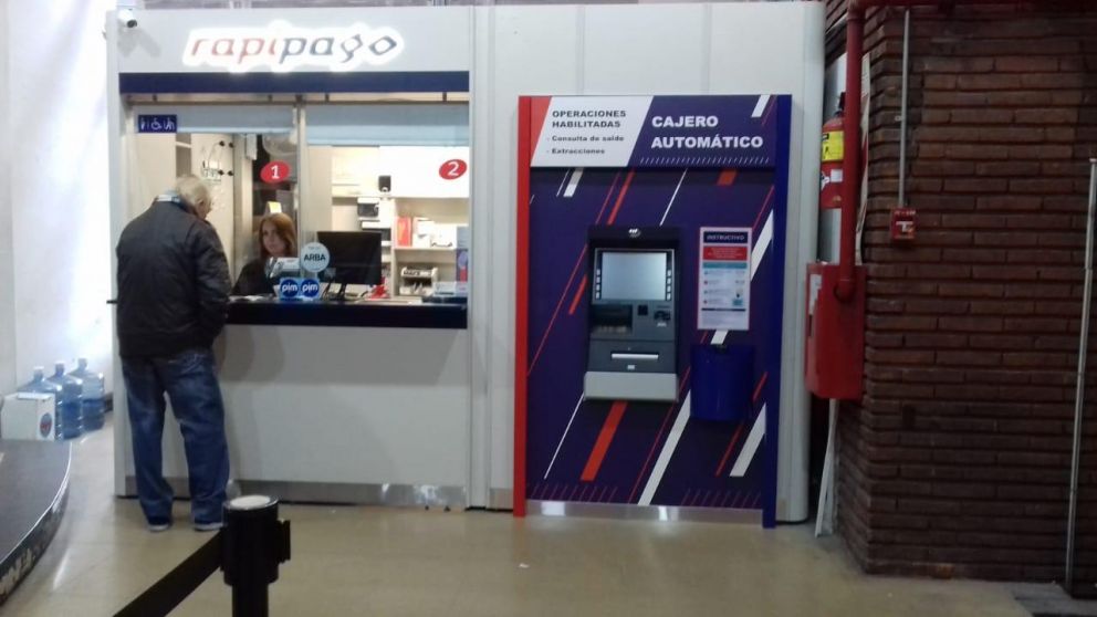 Ya instaló cincuenta cajeros