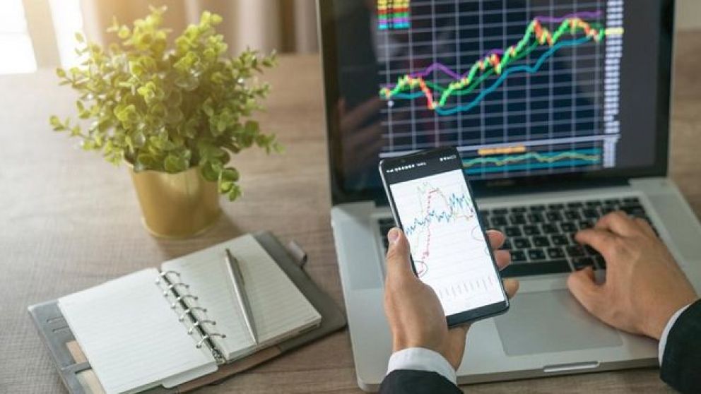 Limitan despidos en empresas tecnológicas al acceder a beneficios fiscales