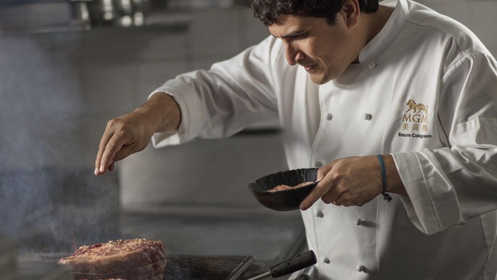 El filme dedicado al chef argentino Mauro Colagrecco abre el ciclo que reúne documentales e historias de ficción