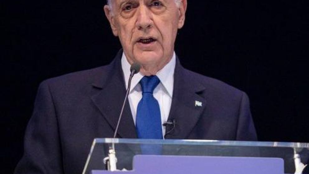 Lavagna reiteró que se sintió "incómodo" en el debate