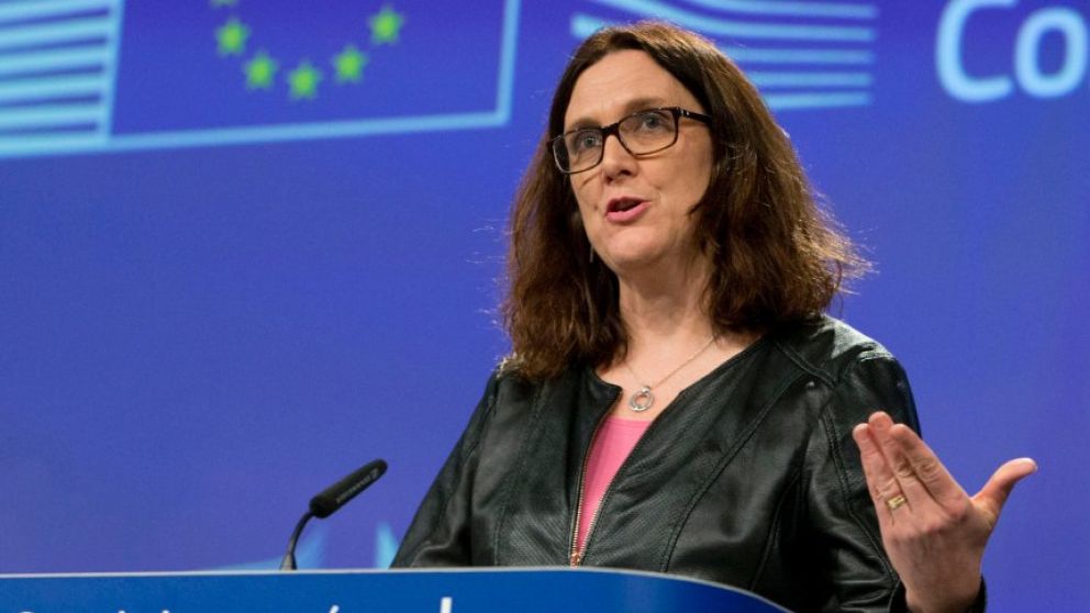 Cecilia Malmstr�m, comisaria europea de Comercio, inst� a abrir negociaciones a EE.UU.