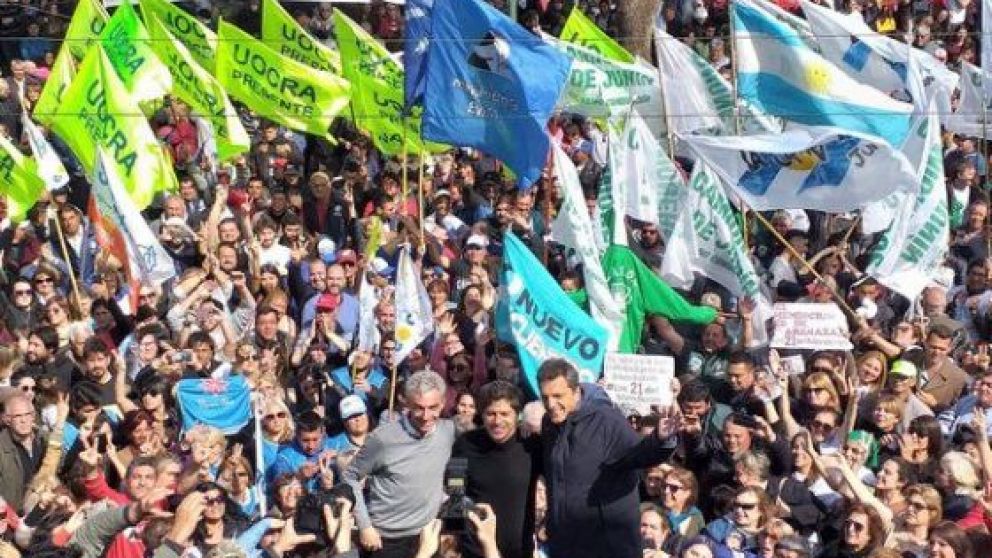 Kicillof de campaña en Junín