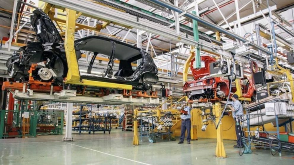 En el complejo industrial habrá suspensiones y adelantamiento de vacaciones