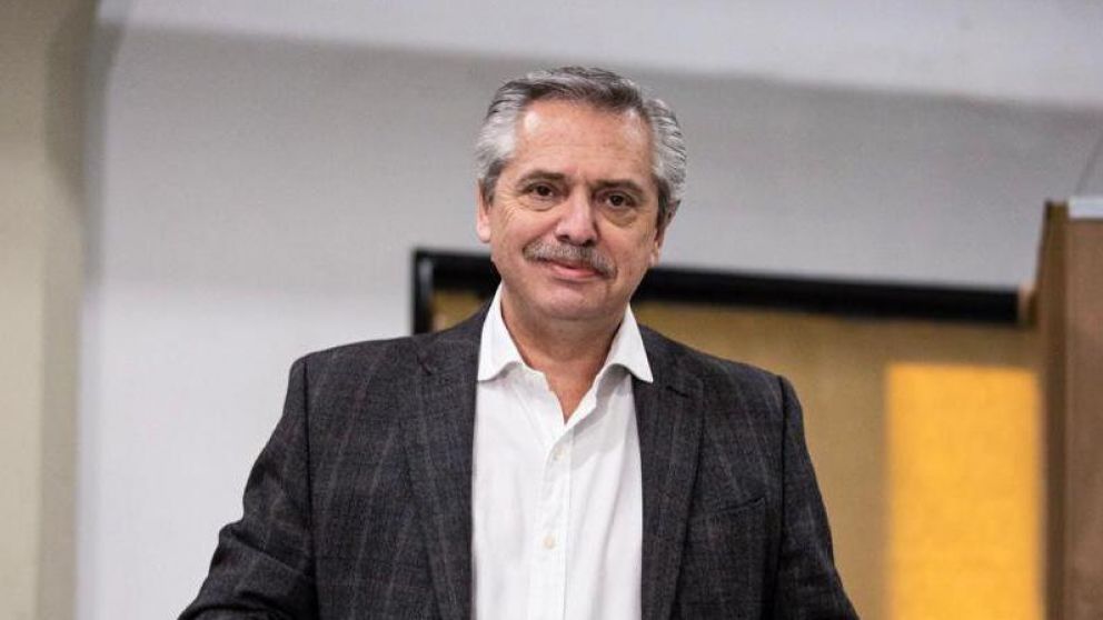 Fernández convocará tanto al sector empresarial como a movimientos sociales y la Iglesia a "luchar contra el hambre"