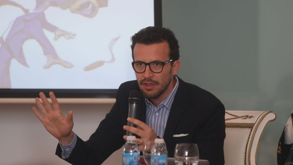 "Los empresarios argentinos no se mueven en función de su flujo sino de su stock, de la que tienen afuera"