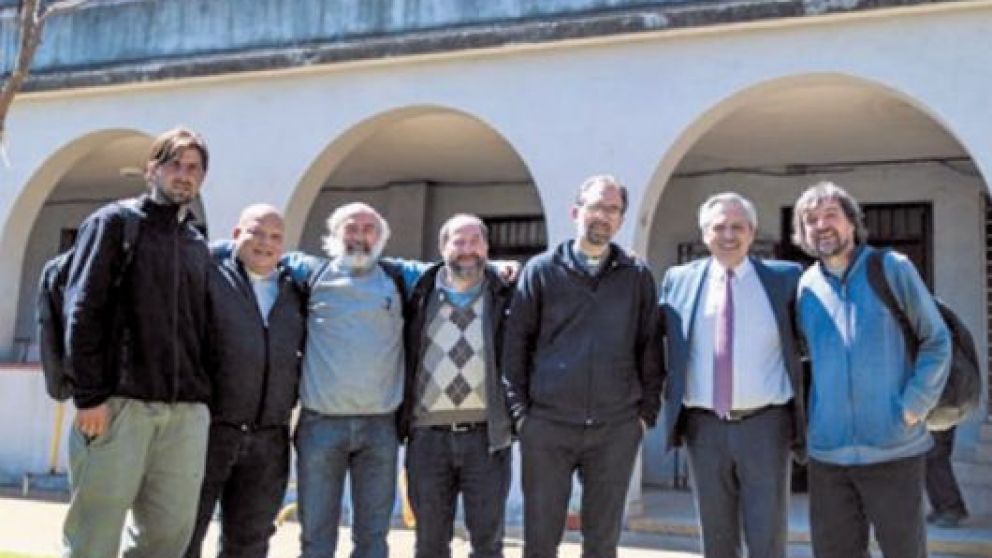 Alberto se reunió días atrás y convocó a los curas villeros