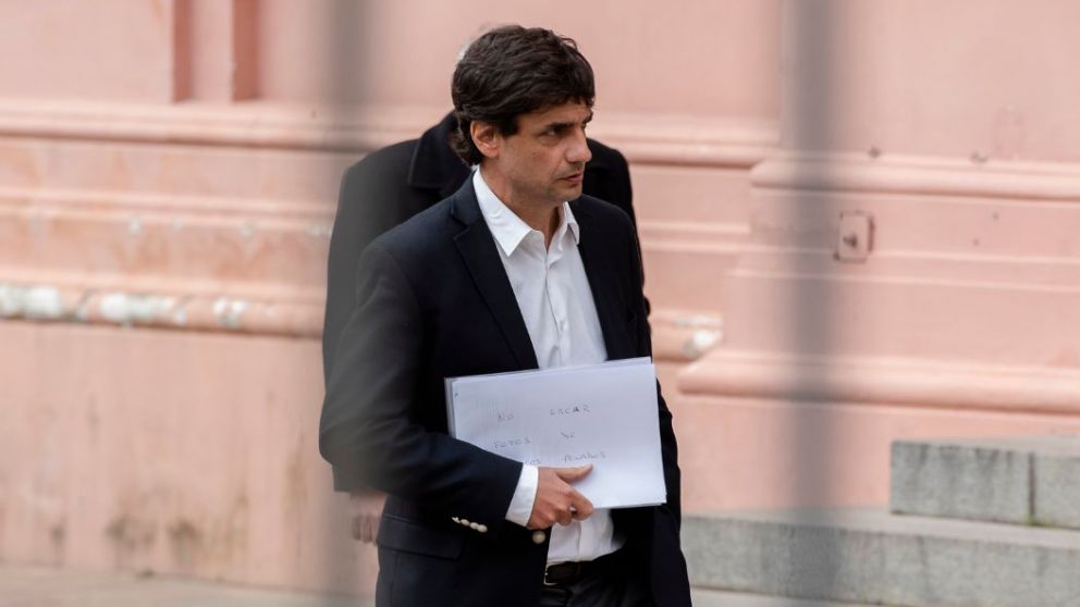 Hernán Lacunza manifestó que las reservas "están para ser usadas"