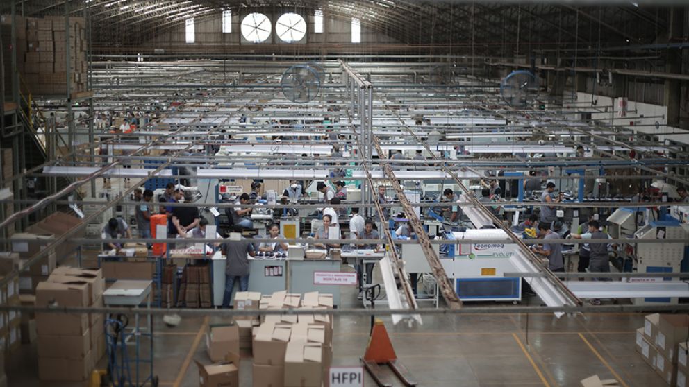 La planta seguirá abierta con una estructura muy reducida