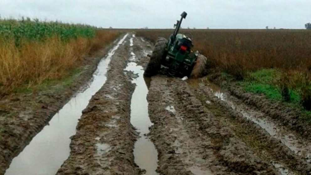 Planifican más obras en caminos