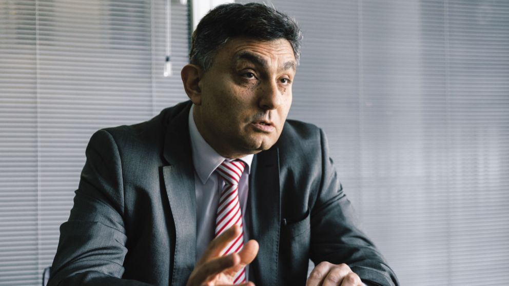 Isaac Alfie, encargado de renegociar la deuda uruguaya