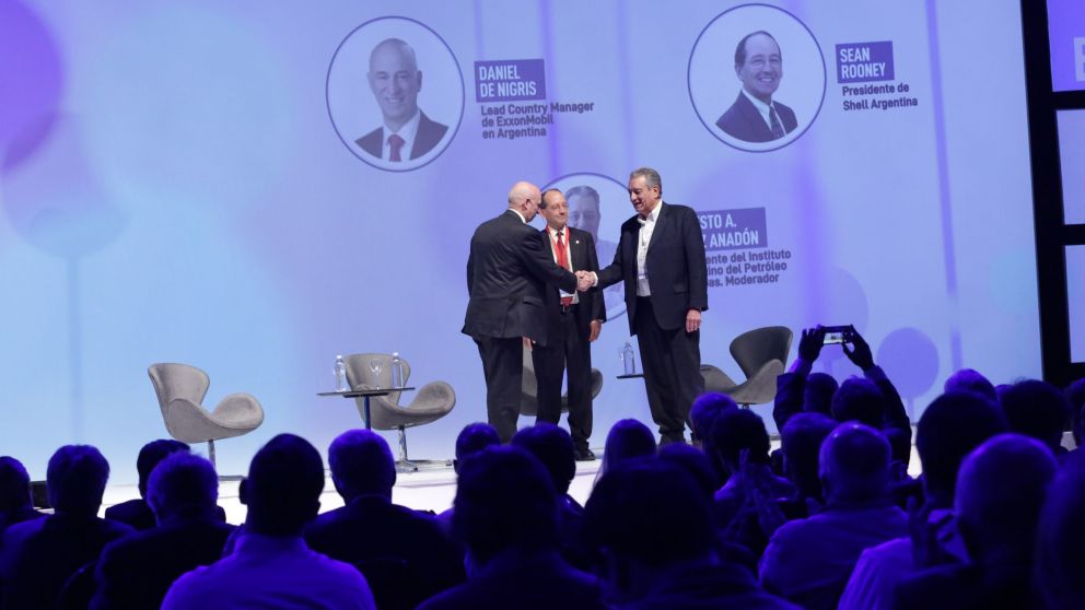 Los CEO de grandes firmas hablaron en la exposición AOG en La Rural