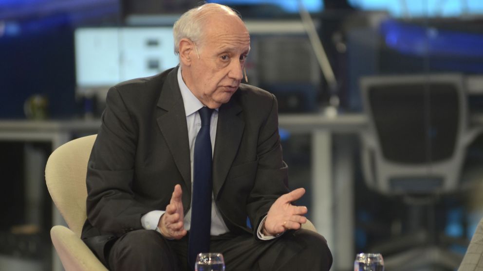 Lavagna habló con boards