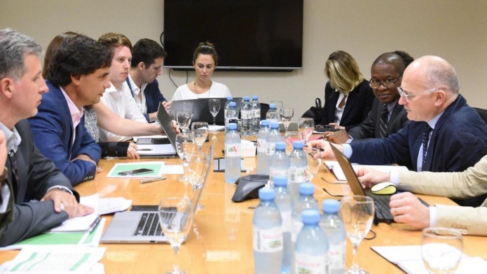 Lacunza debuta como ministro en este tipo de negociaciones internacionales