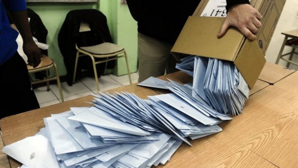 El Gobierno solicitó "ya a la empresa, de forma urgente, que resuelva este problema, para poder testearlo y evitar que el problema se repita en las generales de octubre