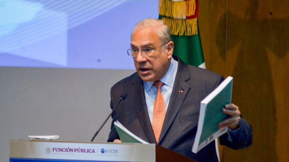 La institución que preside Ángel Gurría redujo sobre todo sus previsiones para emergentes