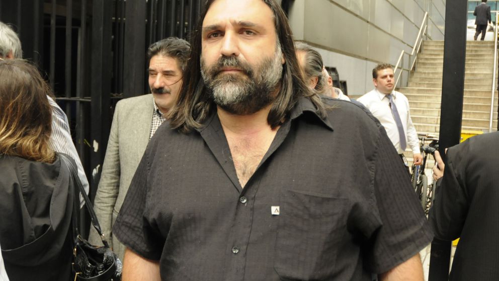 Baradel expresó la adhesión de Suteba al paro