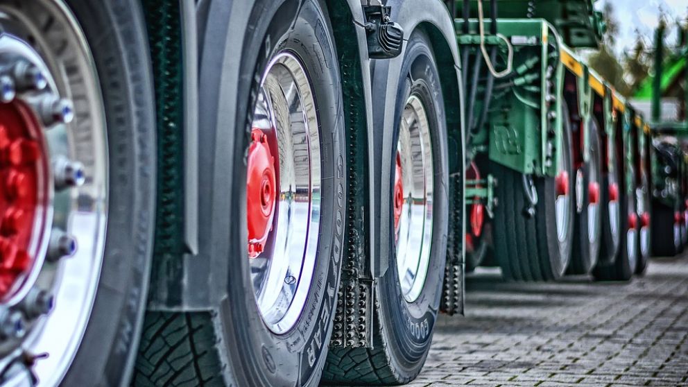 Desabastecimiento de naftas y descontrol de precios, los reclamos de los transportistas