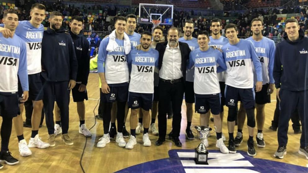 Un obrero detrás del suceso de la Selección de Básquetbol en China