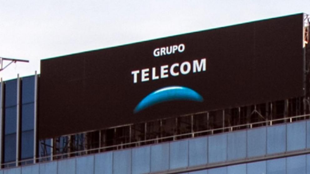 Telecom devolvió frecuencias