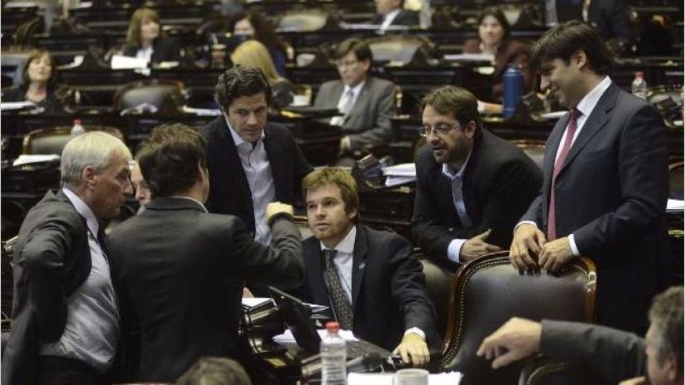 El Congreso se despierta en plena campaña