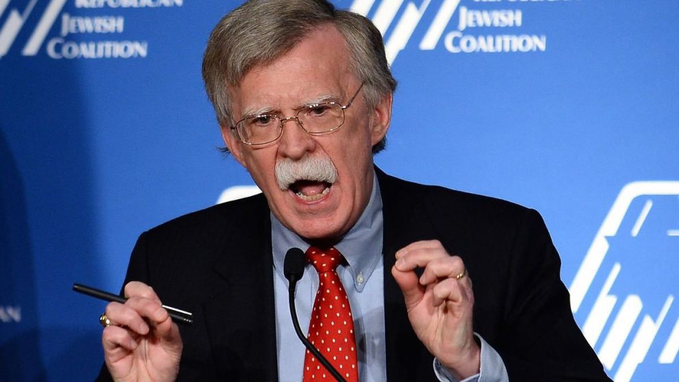 Bolton dijo que él había ofrecido su renuncia al presidente