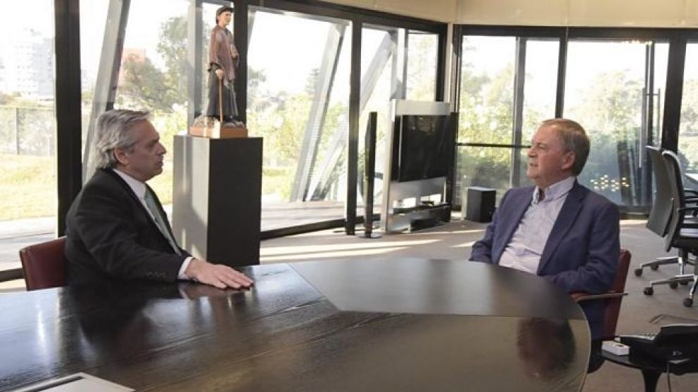 Fernández quiere el apoyo de Schiaretti, todavía esquivo