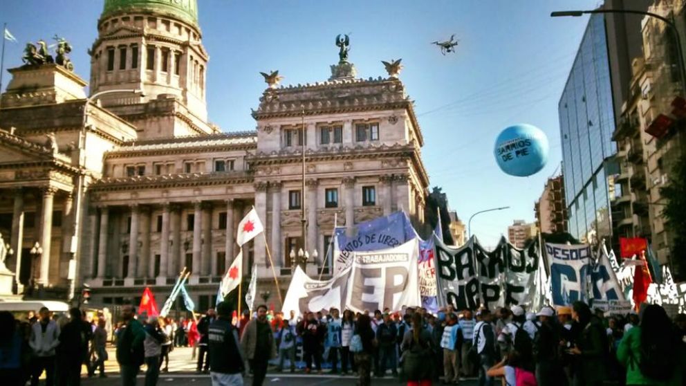 Movimientos sociales marcharán al Congreso en apoyo a la oposición que busca aprobar el proyecto de Emergencia Alimentaria