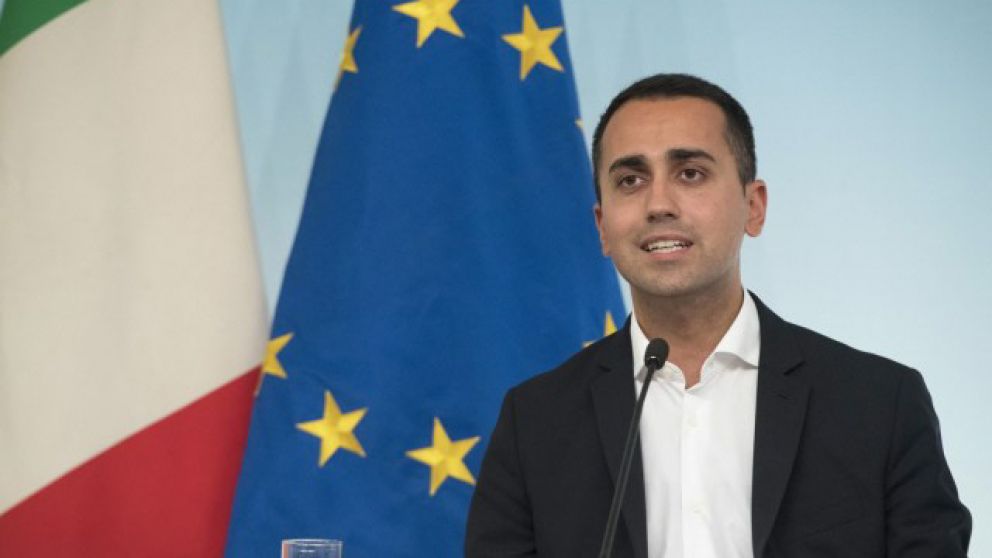 Di Maio fue el encargado de anunciar el resultado del sondeo
