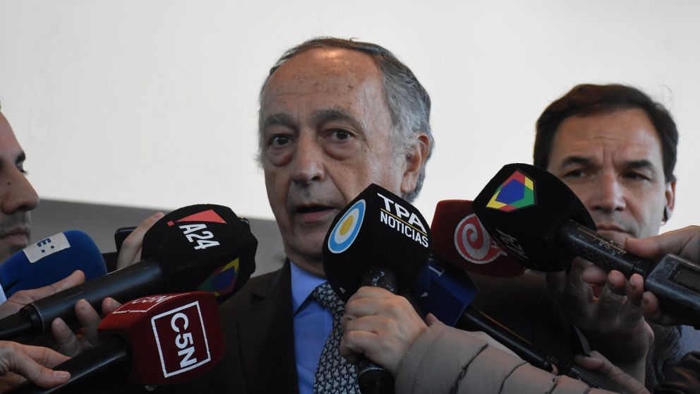 "El poder adquisitivo ha caído muchísimo", lamentó Acevedo