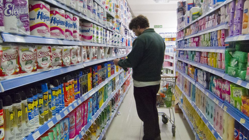El sector apunta contra La Serenísima y Danone