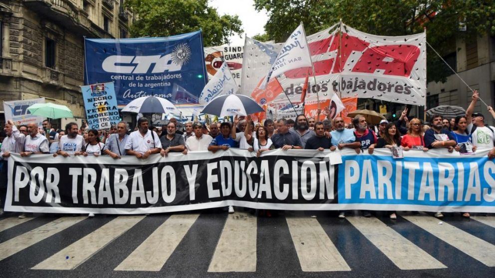 Peidro y Godoy coincidieron en rechazar la propuesta patronal de elevar el básico en un 30 por ciento en dos tramos