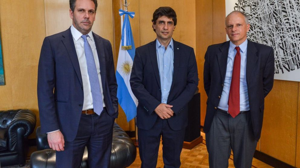 Sandleris, Lacunza y Werner analizaron el plan financiero