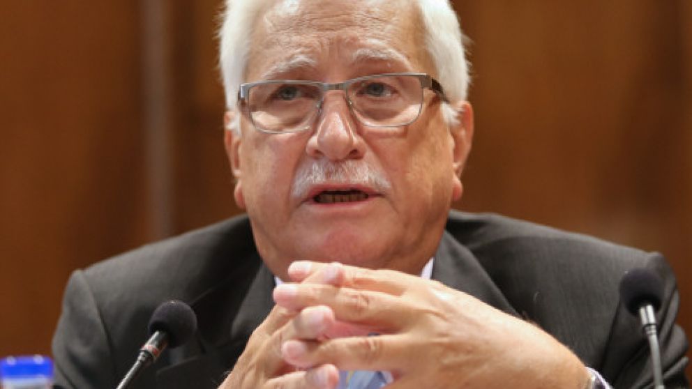 Para el jefe del Instituto, "cuesta tener confianza"