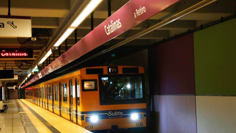 El conflicto se desató con la extensión de la línea E