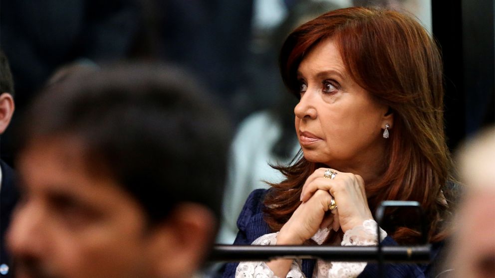 Cristina Kirchner continuará con la causa por fraude en la obra pública