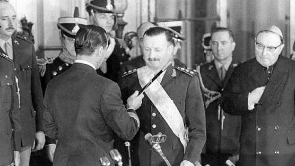 Los decretos llevan la firma de los dictadores Onganía y Lanusse