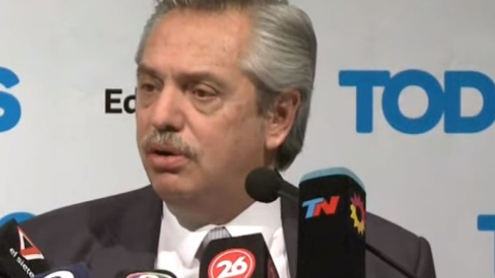 Para Alberto Fernández, "el dólar debe valer lo que disponga el Gobierno"