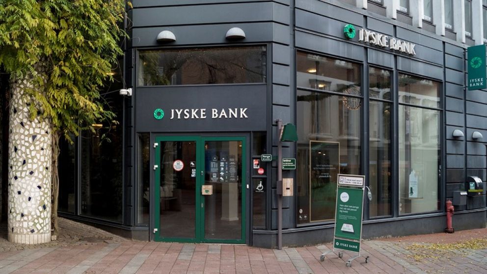 Clientes de Jyske Bank pagarán renta negativa de 0,6% a partir del millón de euros