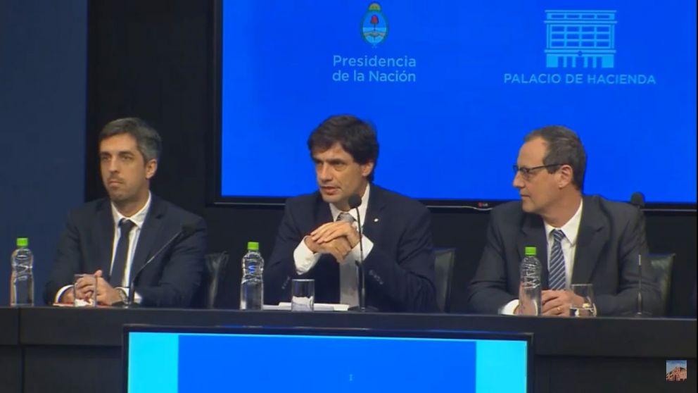 Lacunza: "Las medidas de la semana pasada no ponen en riesgo el cumplimiento de las metas fiscales"