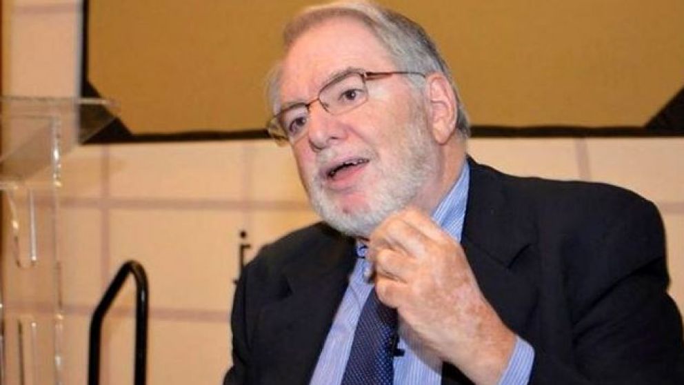 Looser sostuvo que ante el resultado de las PASO "aumentó la incertidumbre respecto a las políticas económicas"