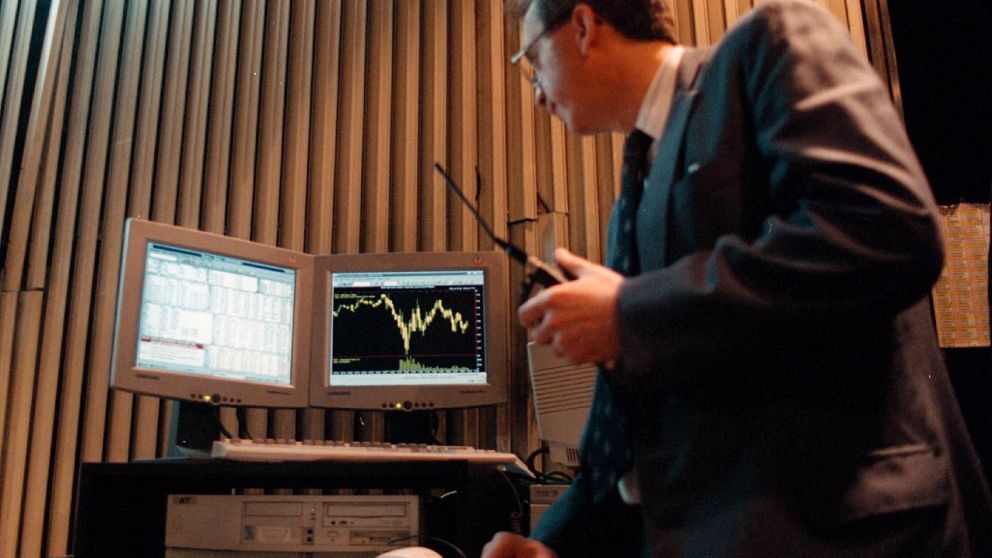 Los bonos argentinos registraron movimientos mixtos en Wall Street mientras el riesgo pa�s baj�