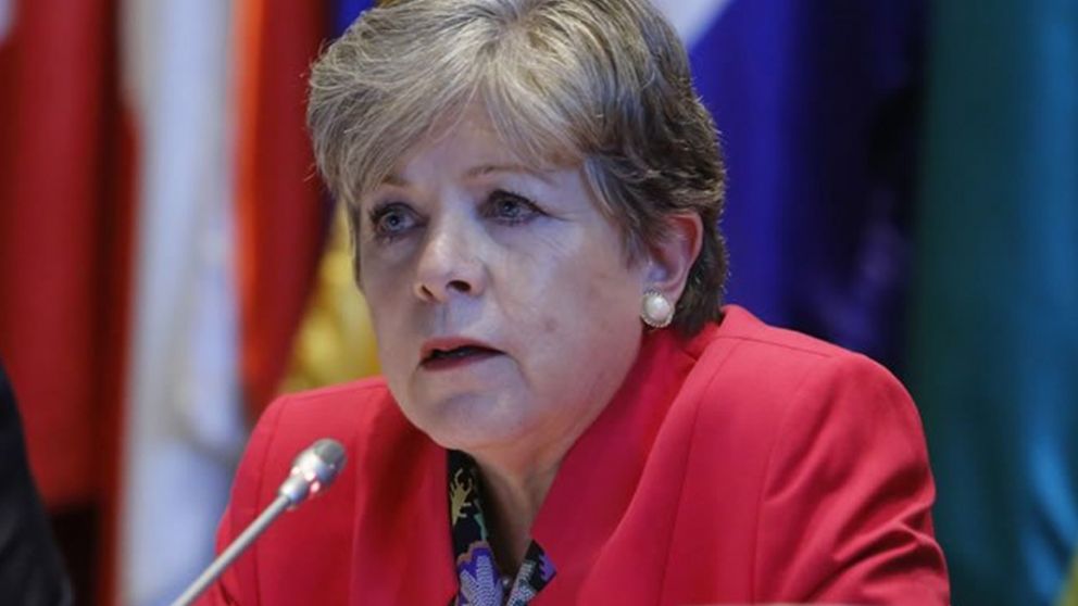 Alicia Bárcena presentó el informe de Cepal en Chile