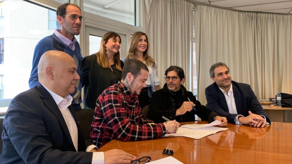 El hijo del cantante Palito Ortega también participará del equipo de Telemundo Global Studios