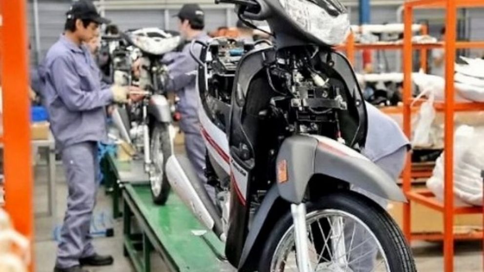 Zanella: despedidos piden pago de sueldos e indemnizaciones