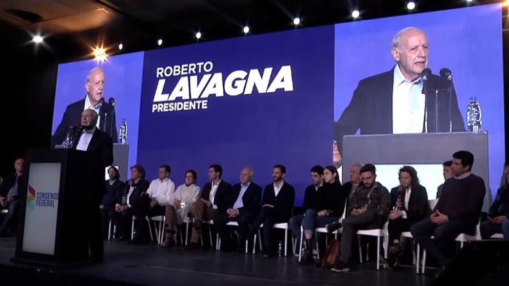 Lavagna confía en romper la polarización en estas elecciones