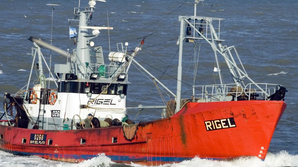 El convenio estipula elevar el monto a 11.330 pesos de salario básico