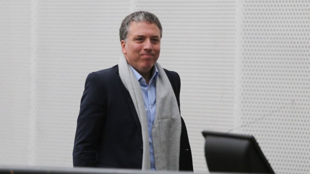 Nicolás Dujovne fue el principal protagonista de la reunión que tuvo el gabinete con Mauricio Macri