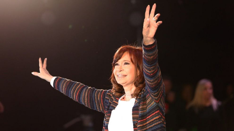 Cristina sostuvo que “este pueblo no se merece el maltrato que está pasando"