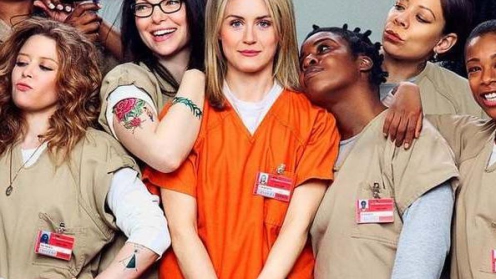 En la prisión de Litchfield, Alex y las otras reclusas afrontan las consecuencias de sus malas decisiones