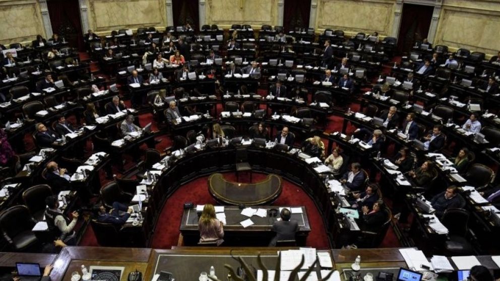 Los legisladores volverán a sus funciones el 5 de agosto, seis días antes de las PASO